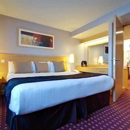 The Suites Hotel & Spa Knowsley - Liverpool By Compass Hospitality Экстерьер фото